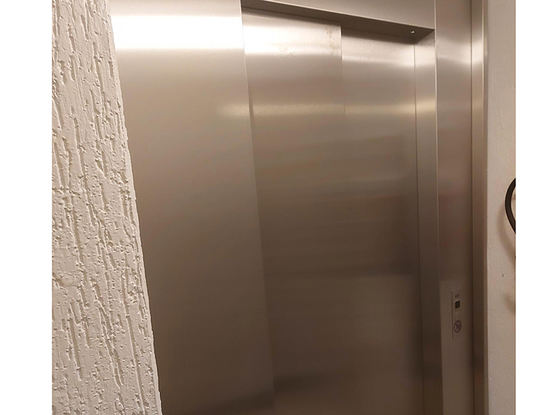 Foto: © SBR-Aufzugtechnik Foto: © SBR-Aufzugtechnik