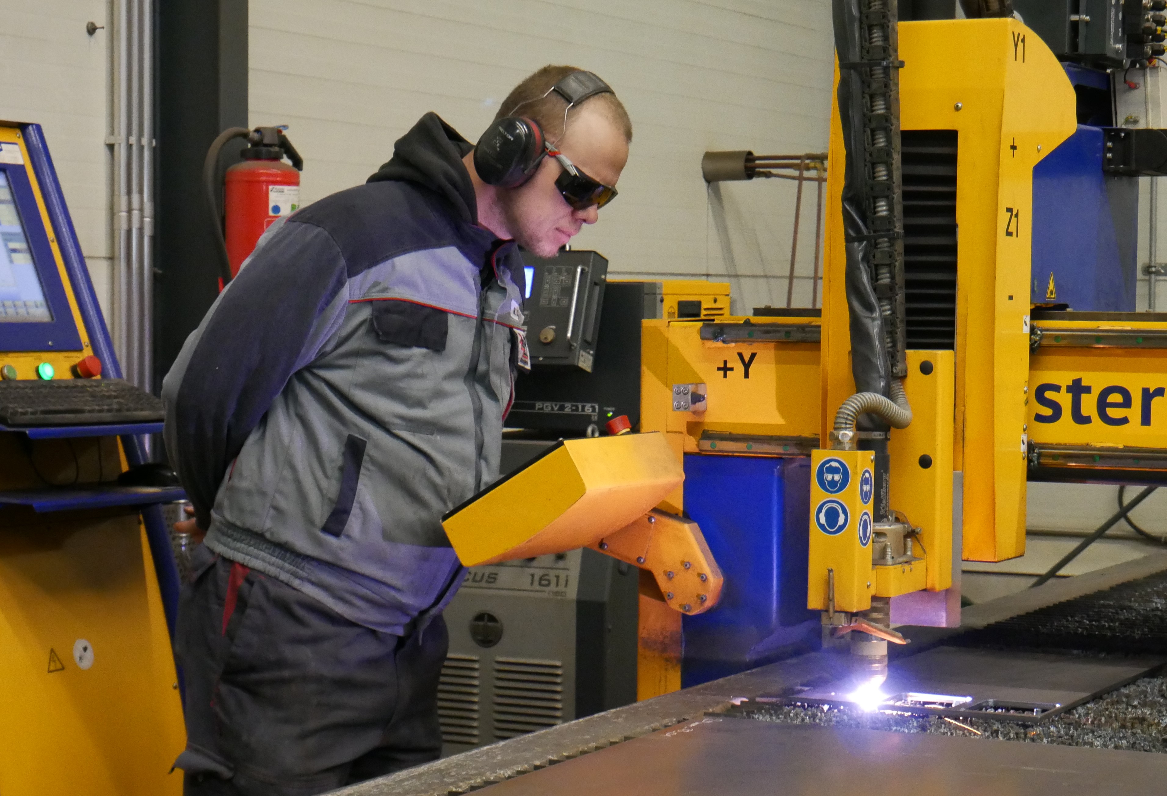 Die Mitarbeiter haben das Modell mit entwickelt. Familienvater Max Kroschk freut sich auf die zusätzliche freie Zeit. Foto: © Handwerkskammer Konstanz