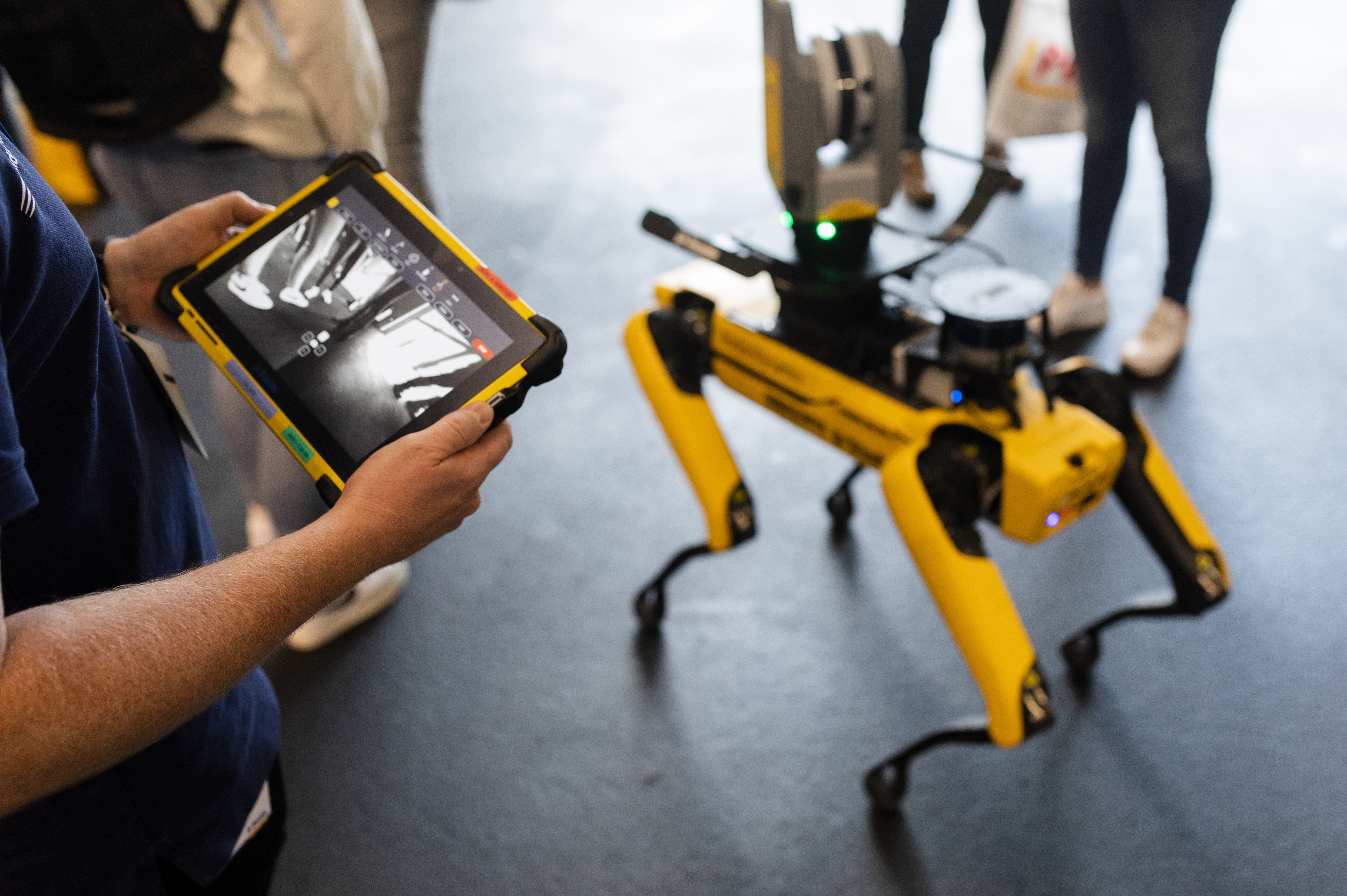 Dieser mobile Baustellenroboter wurde auf der digitalBAU 2022 präsentiert. Die digitalBAU conference & networking führt den Fokus auf digitale Innovationen fort. Foto: © Simon Koy / Messe München GmbH
