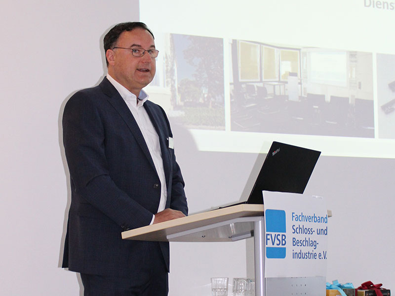 Der FVSB-Vorsitzende Karl Kristian Woelm begrüßte die Gäste zur diesjährigen Jahresmitgliederversammlung. Foto: © FVSB