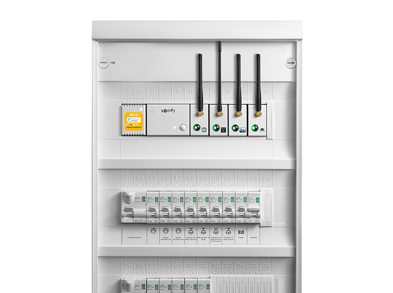 Die Smart Home-Zentrale für die Hutschiene ist mit allen Produkten des Unternehmens und denen zahlreicher weiterer Hersteller vernetzbar. Foto: © Somfy