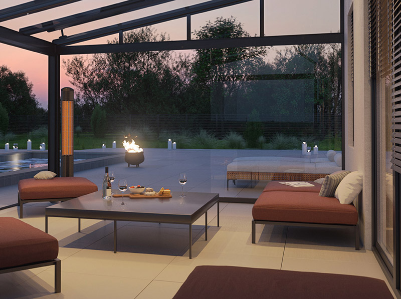 Der mobile Carbonstrahler HeatTower lässt sich stehend platzieren und eignet sich unter anderem für Terrassen und gastronomische Außenbereiche. Foto: © TS-Aluminium