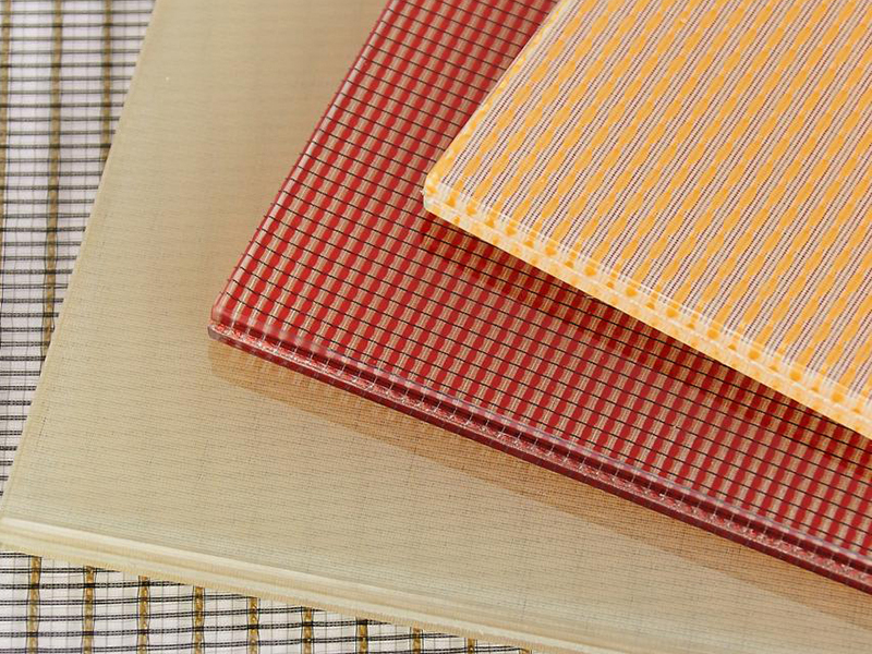 Schwan Glas ist neues Mitglied des Flachglas MarkenKreises. Der Glasgroßhändler produziert und liefert auch Design- und Verbundgläser. Foto: © Schwan Glas