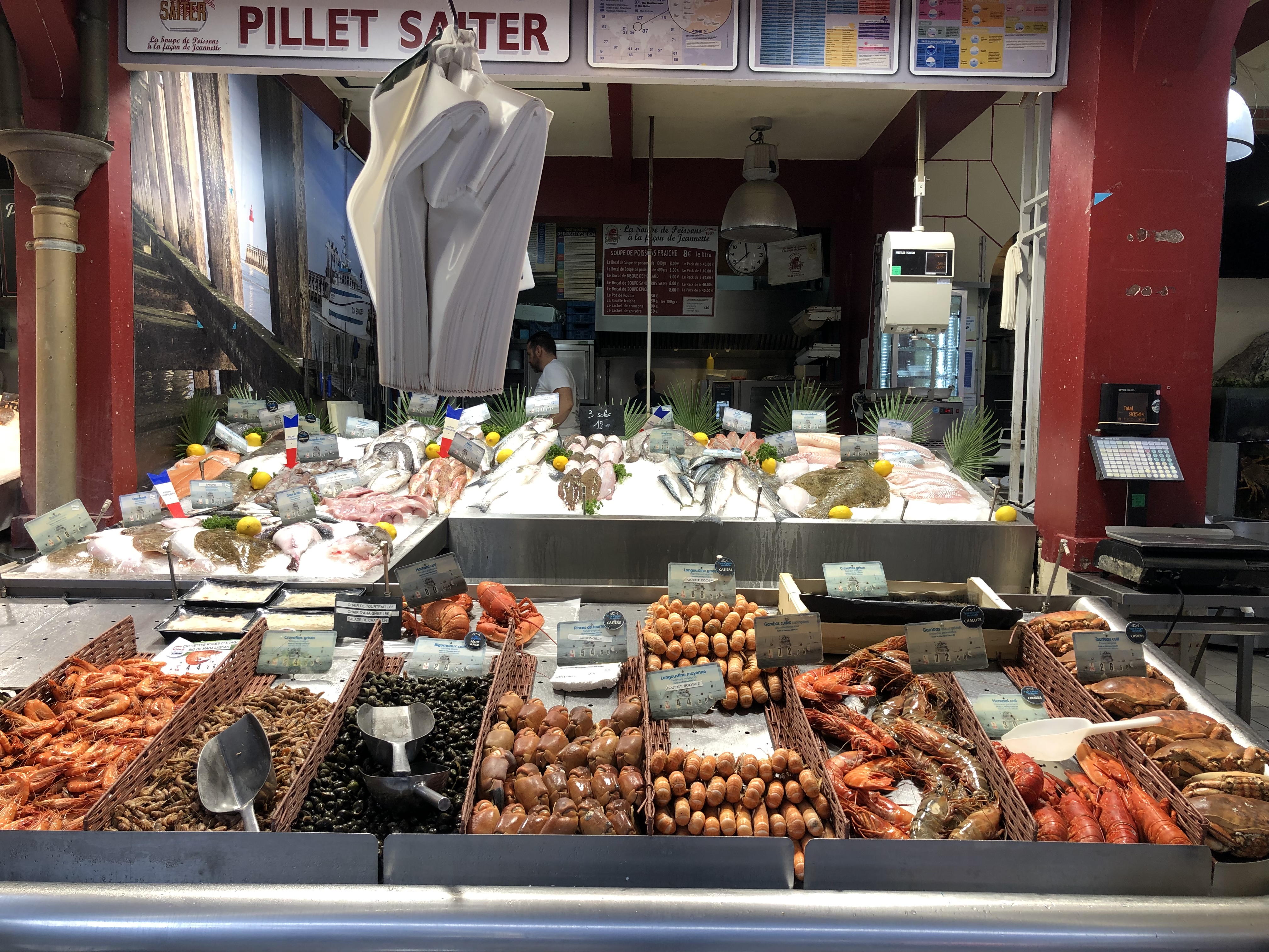 Der Markt in Trouville zeigt die ganze Vielfalt der Meeresfr&uuml;chte. Foto: © DHB