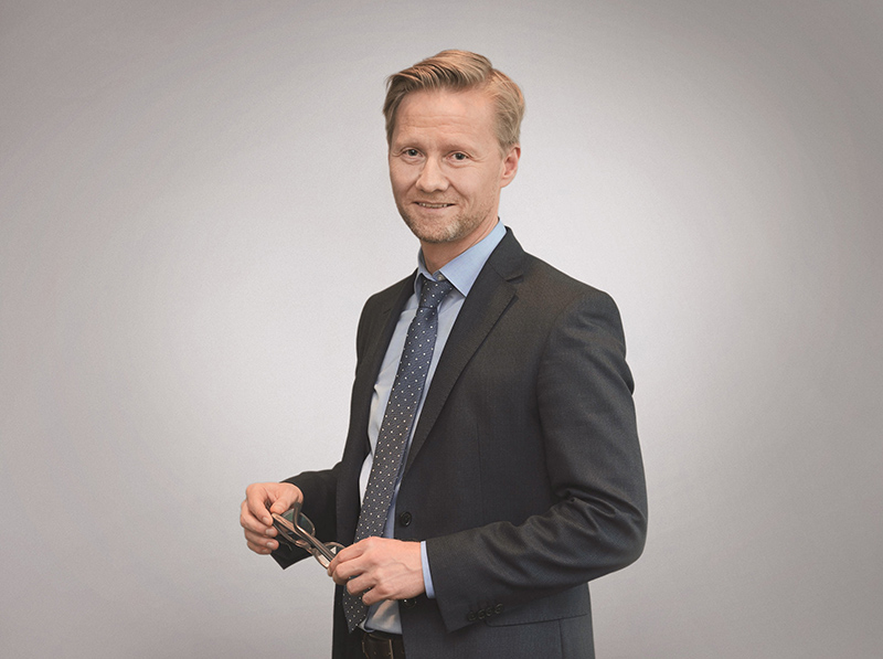 Christian Seller (53) tritt als CFO in die Geschäftsführung der Roto Frank Fenster- und Türtechnologie GmbH ein. Foto: © Roto Frank Fenster- und Türtechnologie GmbH