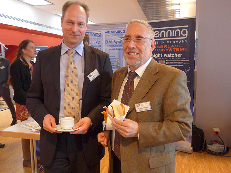 He was also a regular guest at the Heilbronn Aufzugstagen, here in 2017 with Holger Klaus von Kronenberg. Photo: © LIFTjournal / Bettina Heimsoeth