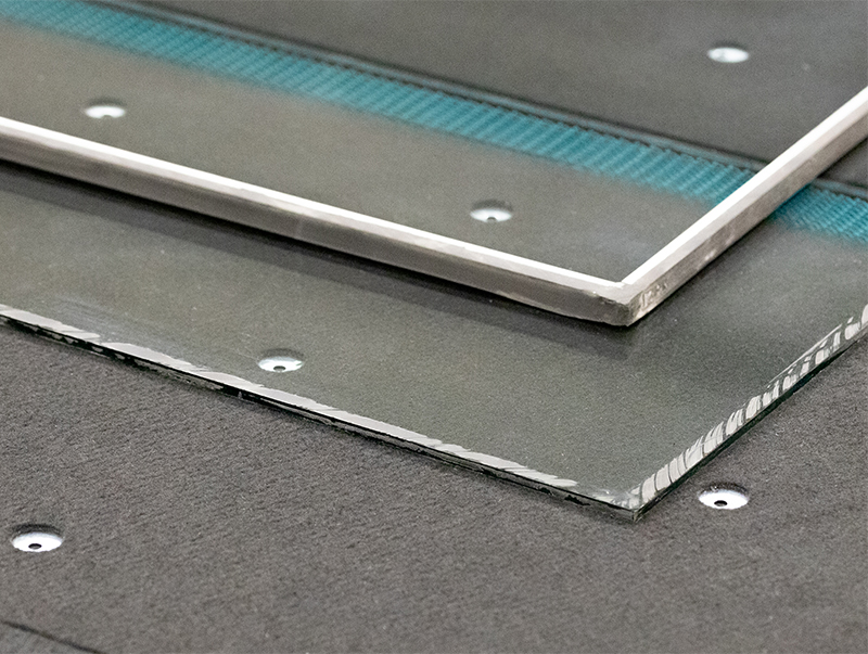 Unter anderem mit der Produktneuentwicklung IG2Pieces zum Auftrennen von überalterten Isoliergläsern will sich HEGLA auch zukünftig neue Märkte und Kundengruppen sichern. Foto: © Hegla GmbH & Co. KG