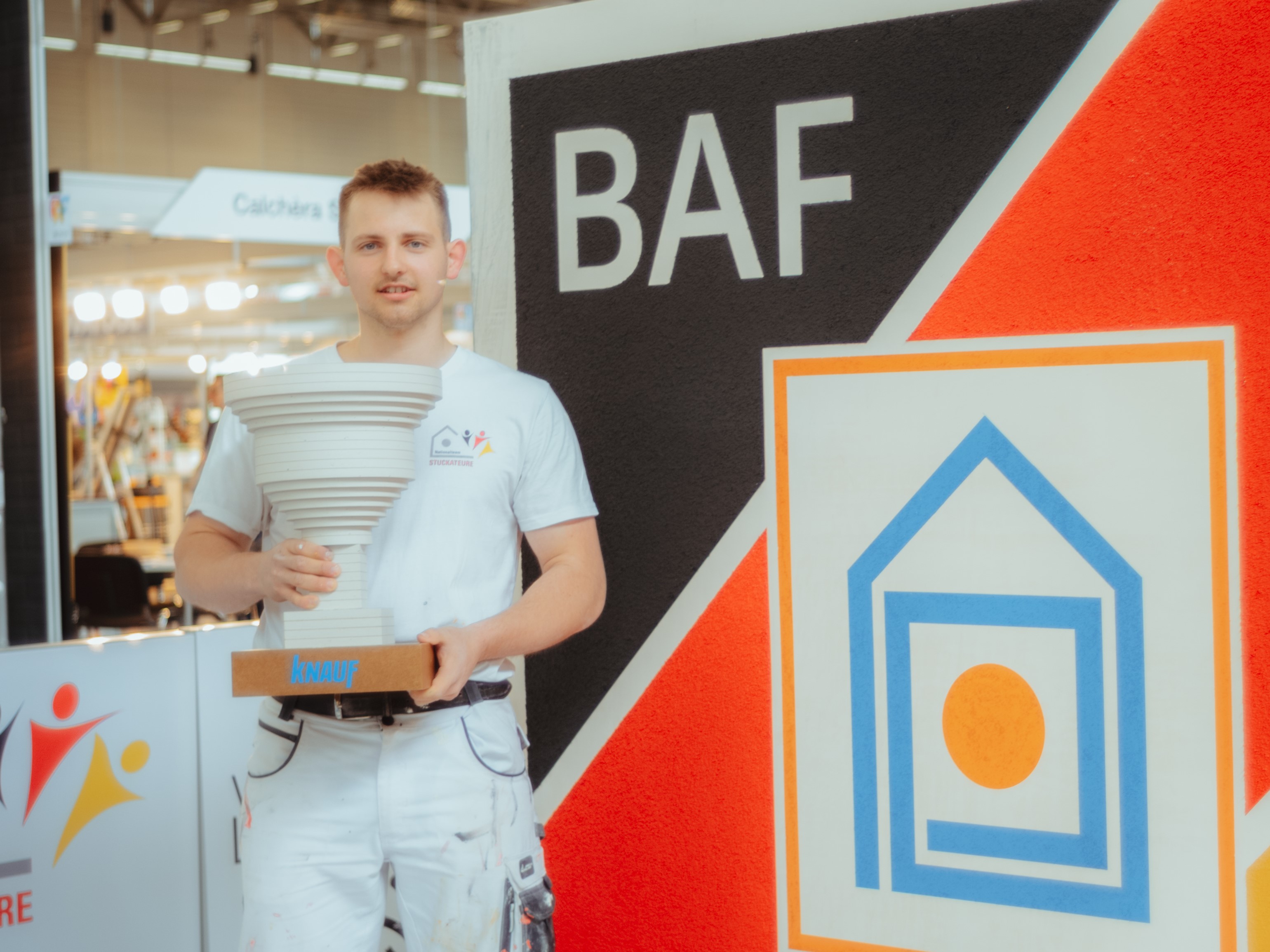 Stuckateur Franz Lehnert nimmt an den WorldSkills 2024 in Lyon teil. Foto: © Bundesverband Ausbau und Fassade