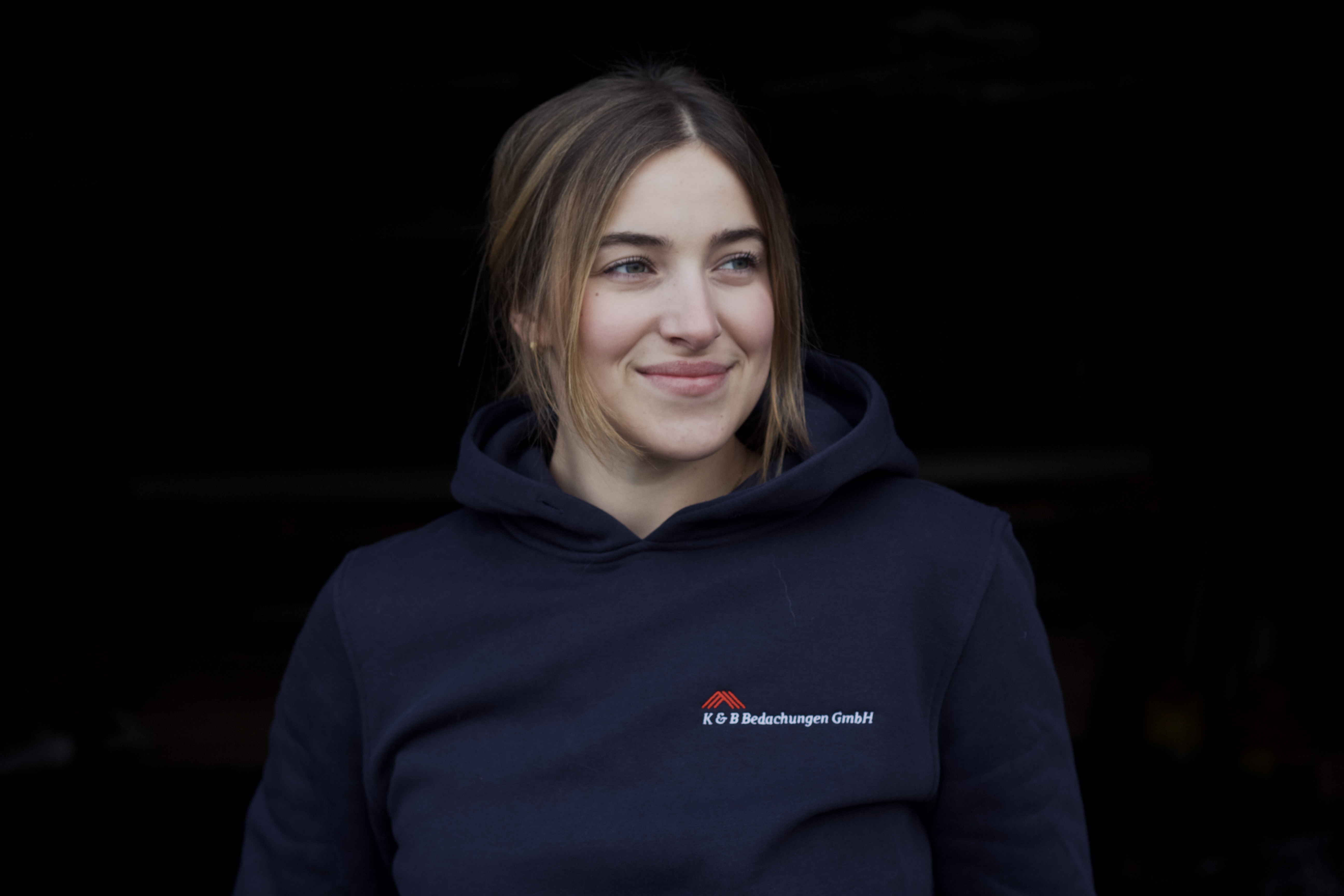 Sina Klein ist auf den Social-Media-Plattformen Instagram und TikTok als @dachdeckerin_sina präsent Foto: © Marlen Janssen