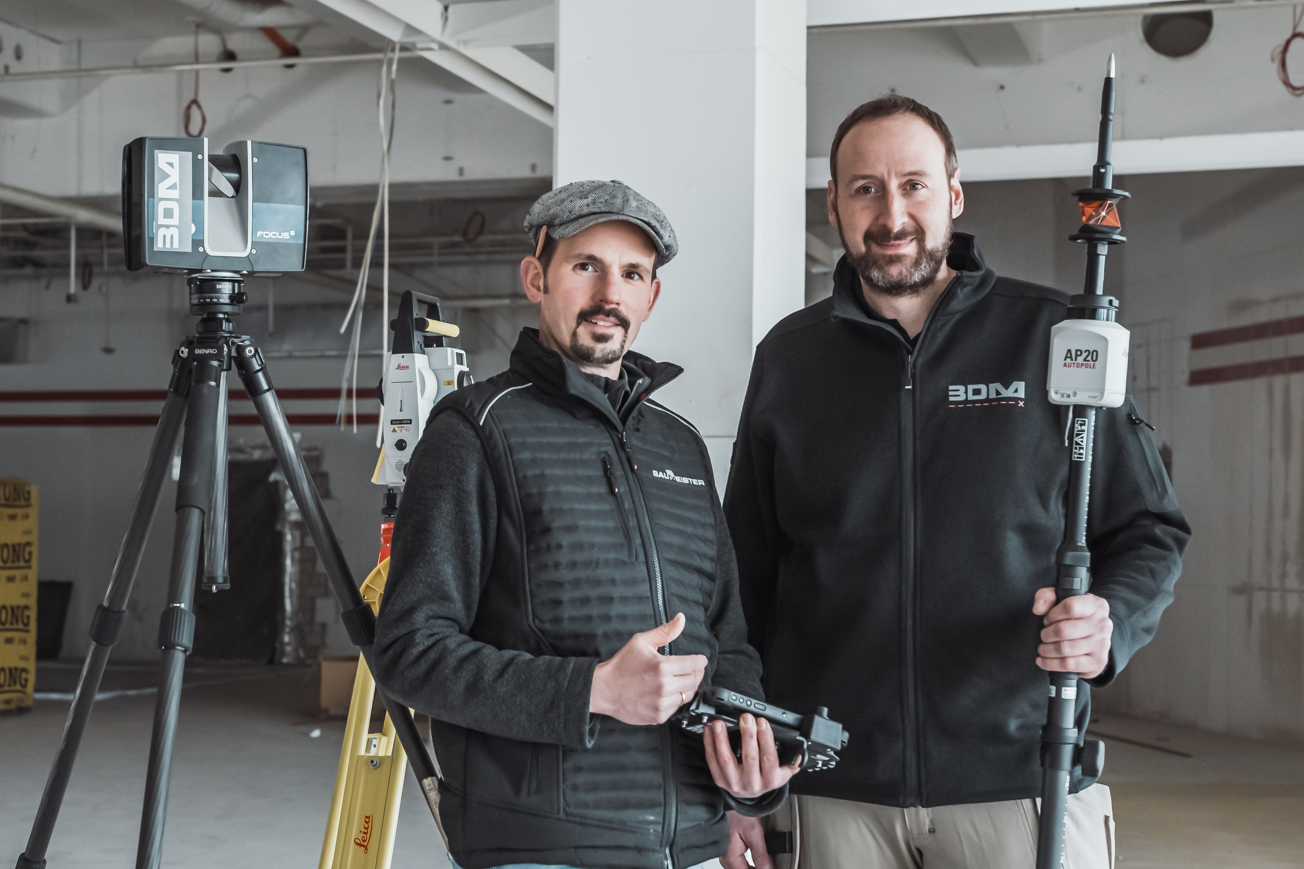 Hendrik Derksen (r.) bietet Vermessungen in 3D als Dienstleister an. Sein Unternehmen 3DM gehört zur Baumeister Group von Jörg Baumeister (l.). Foto: © 3DM