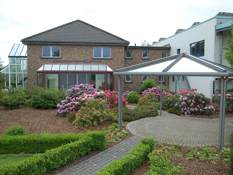 In der Ausstellung werden sowohl Wintergärten als auch Terrassendächer gezeigt. Foto: © Arrets & van Lipzig