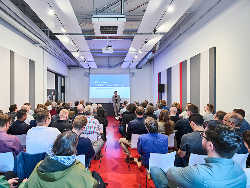 Bei Veranstaltungen ist das Get-together mit den Speakern, Teilnehmern und den NEXT Partnern ein zentraler Bestandteil. Foto: © Mediashots