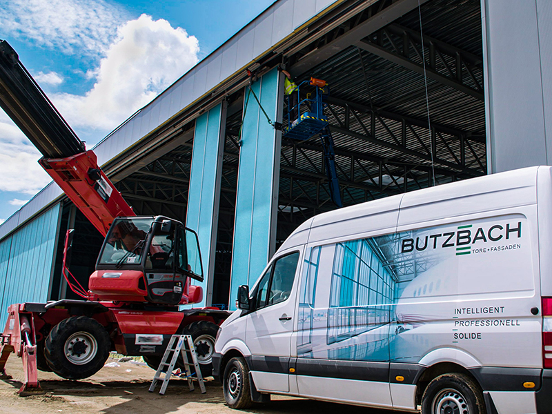 Der Großauftrag in Billund, mit einem Auftragsvolumen von zwei Millionen Euro, ist das aktuellste der mittlerweile über 850 realisierten Projekte im Hangartorbereich von Butzbach. Foto: © Butzbach GmbH