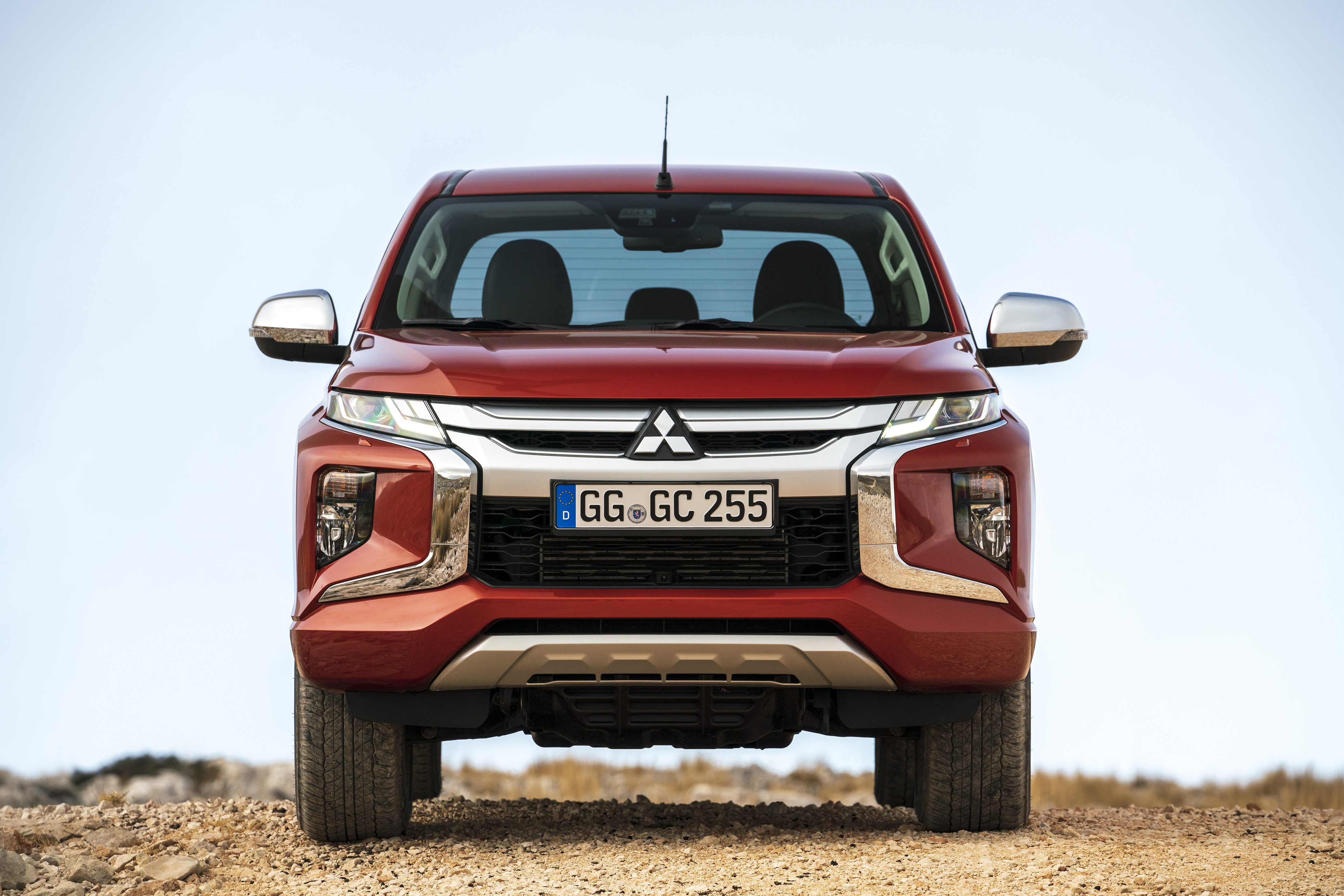 Der Mitsubishi L200 - hier die Front Foto: © Mitsubishi