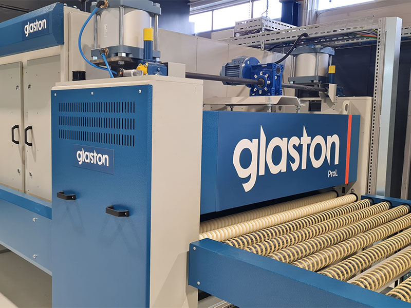 Mit der neuen Glaston ProL SPEED Flachglas-Laminieranlage kann die Produktionsleistung um bis zu 40 Prozent erhöht werden. Foto: © Glaston