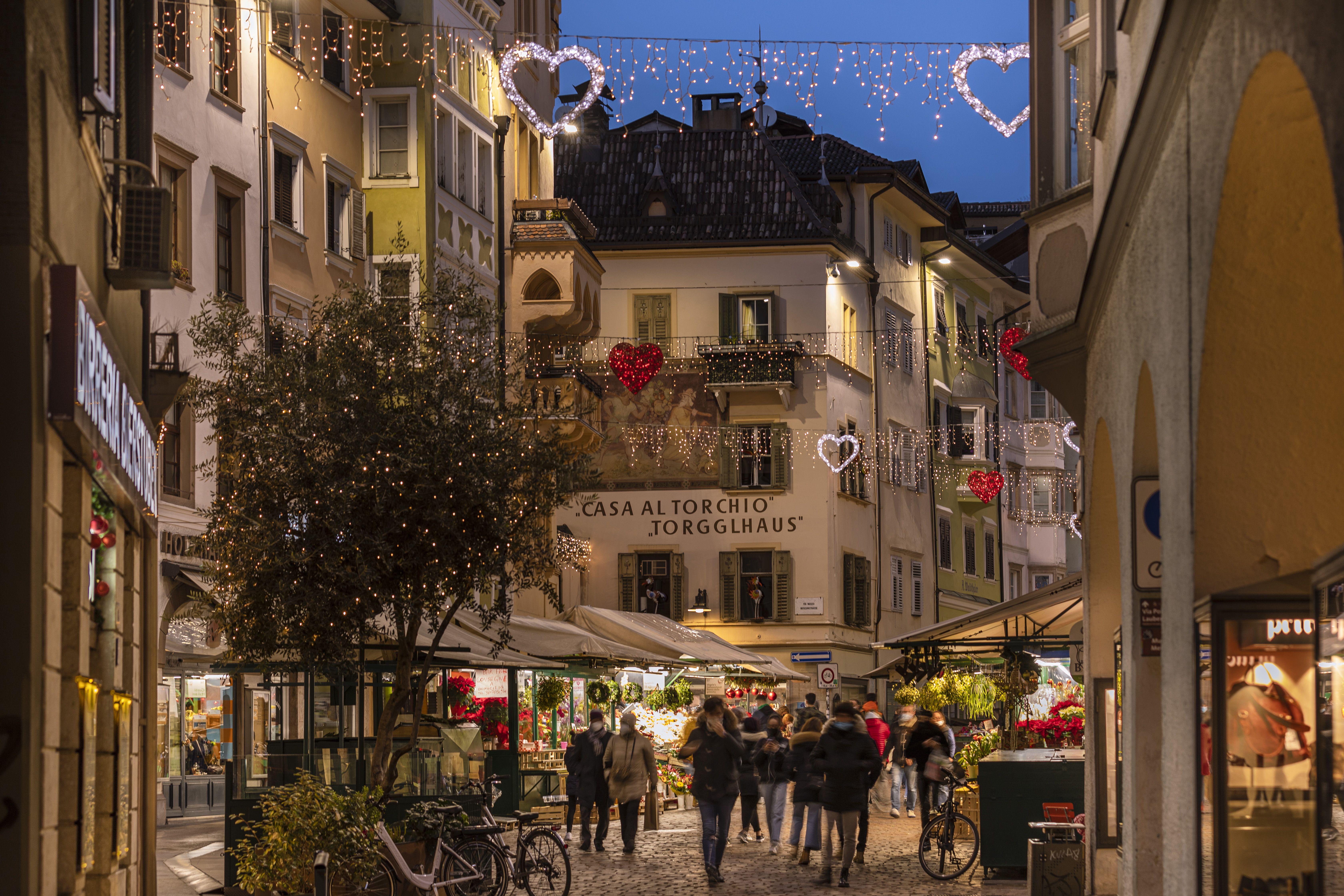 Der Weihnachtsmarkt im italienischen Bozen. Foto: © L. Guadagnini