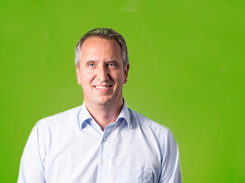 Volker Günthner ist seit dem 1. Juli bei Kneer-Südfenster als neuer Vertriebsleiter auch für den Fachhandel verantwortlich sowie Ansprechpartner für alle Außendienstmitarbeiter. Foto: © Kneer-Südfenster