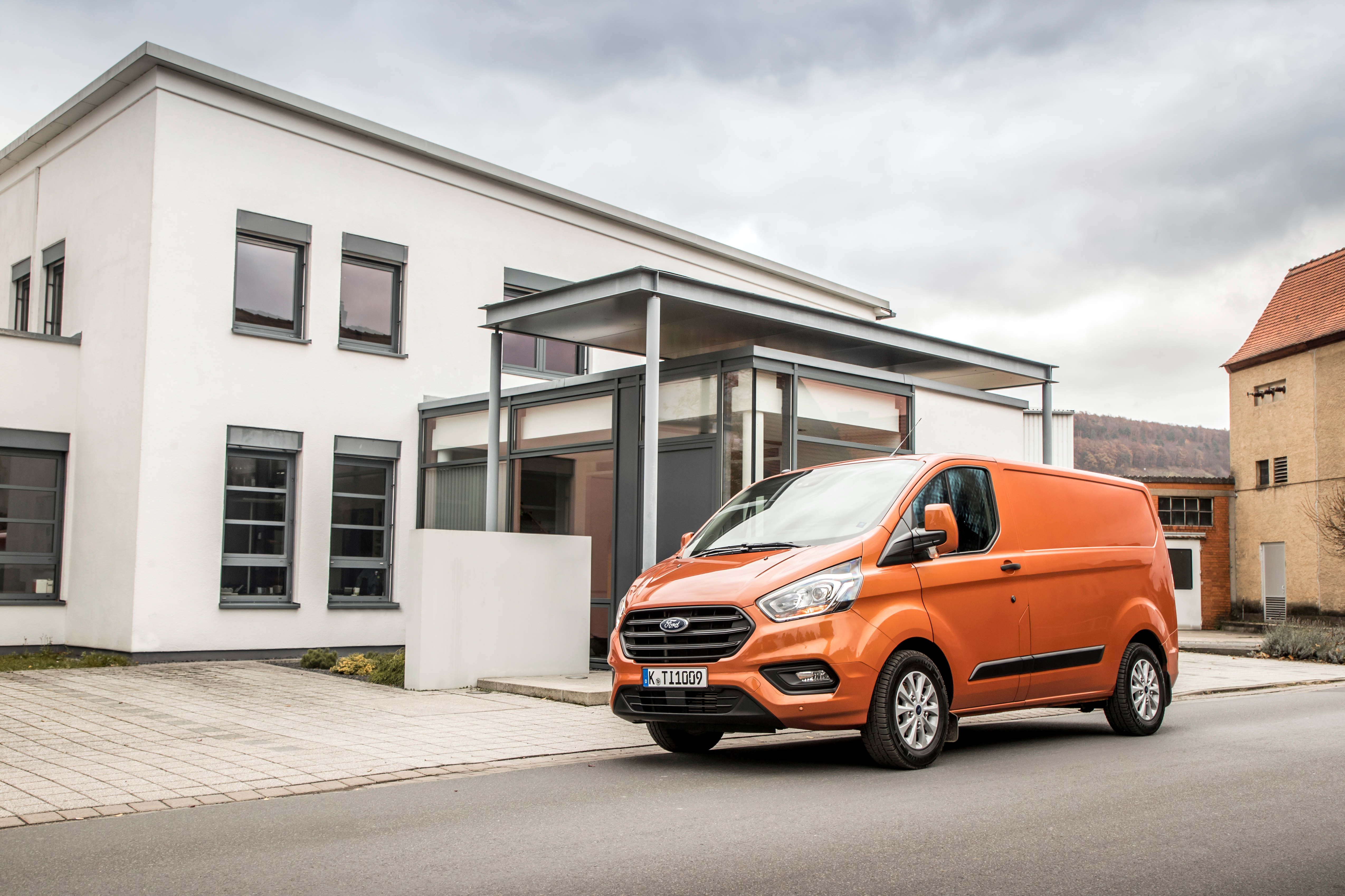 Für die unterschiedlichsten Anwendungen stattet Ford seinen Transit Custom gewerkspezifisch aus. Foto: © Ford