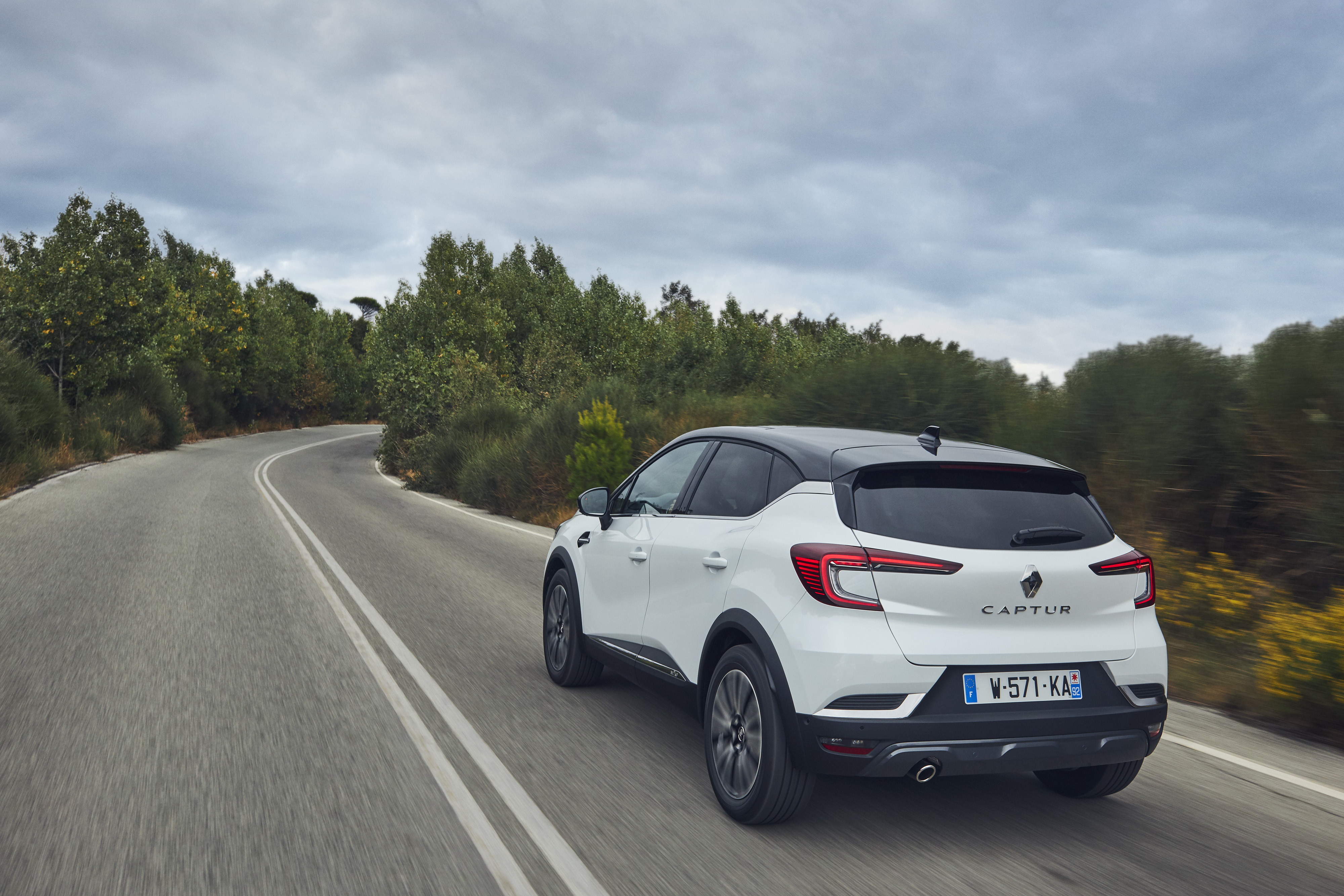 Renault hat das Design des neuen Captur geschärft. Er wirkt optisch nun sportlicher und dynamischer. Foto: © Renault