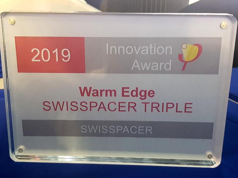 Der “Passivhaus Innovation Award 2019” für Swisspacer Triple Foto: © Swisspacer