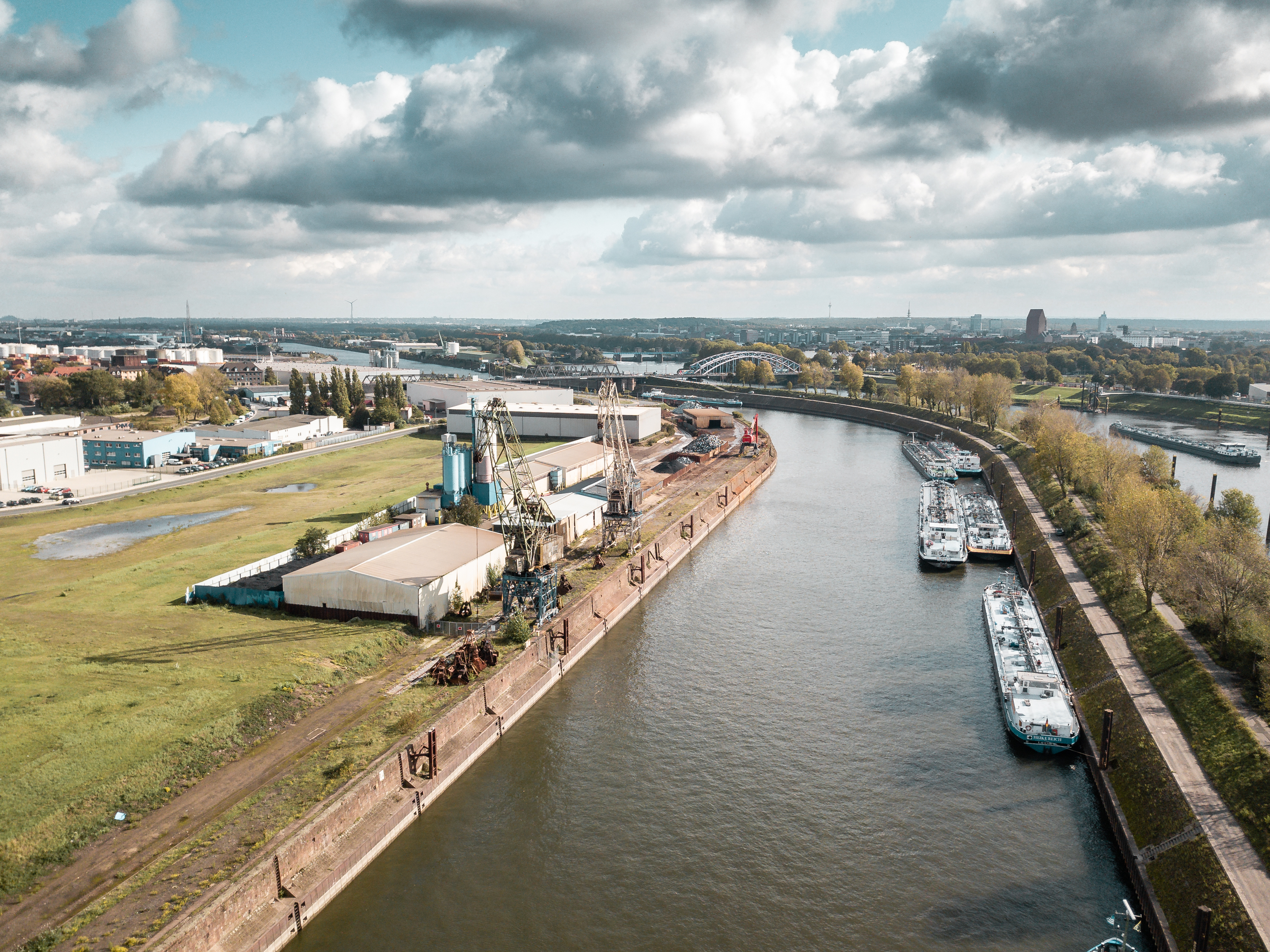 Auf der Profi-Tour-de-Ruhr mit dem Fiat Ducato im Duisburger Hafen Foto: © Lukas Grabowsky