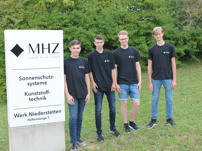 Am Standort Niederstetten freuen sich vier neue Auszubildende auf drei spannende Jahre. Foto: © MHZ