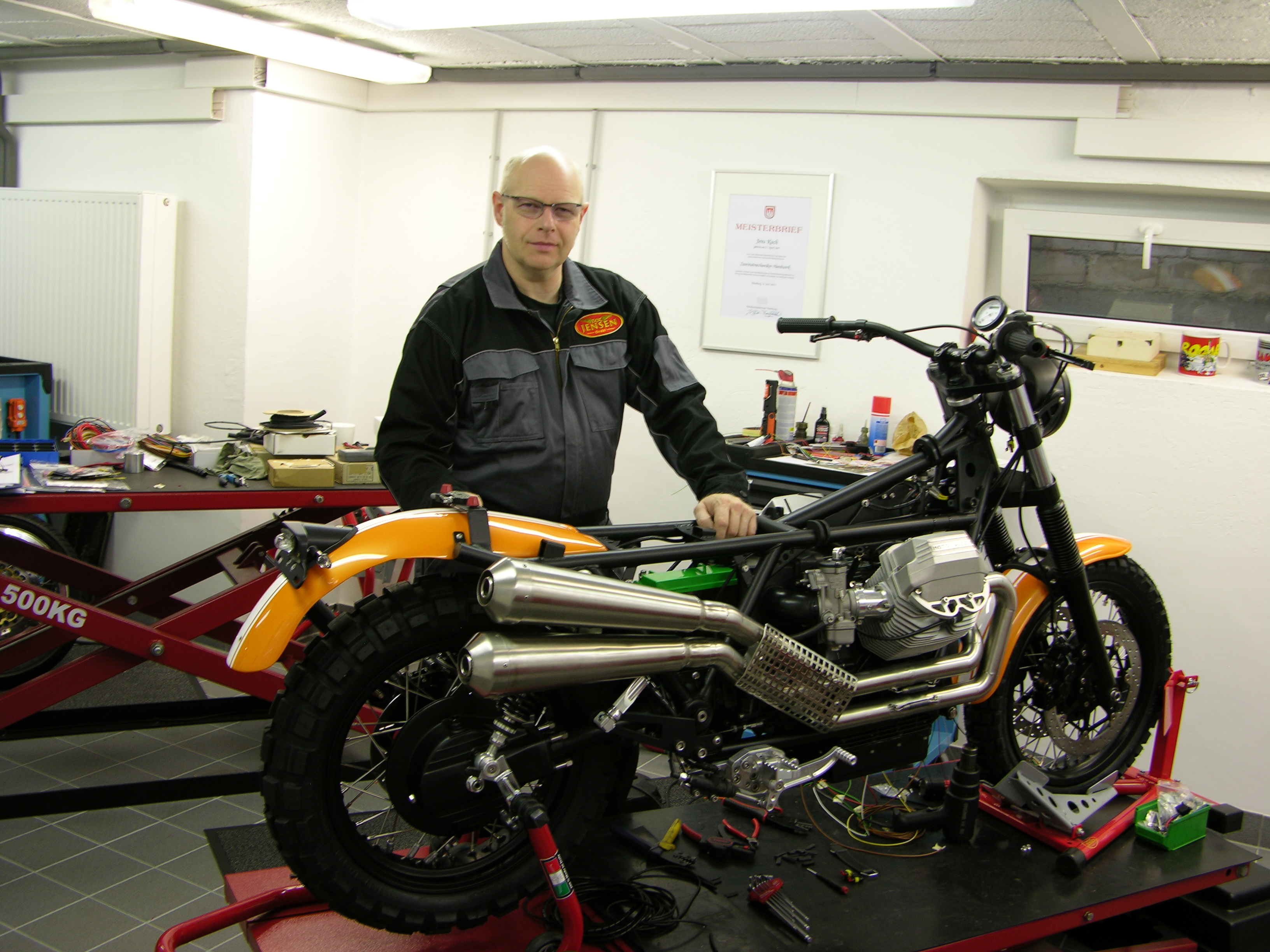 2014 entwickelte Jens Koch mit der Moto Guzzi Scrambler 1100 sein erstes eigenes Modell. Foto: © Doc Jensen/Jens Koch