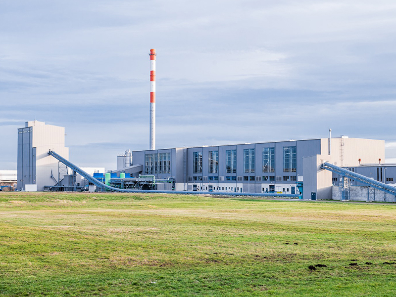Glas ist im Prinzip unendlich recycelbar. Der neue Service AGC Recycle Glass soll helfen, die Kreisläufe schneller zu schließen. Foto: © AGC Glass Europe