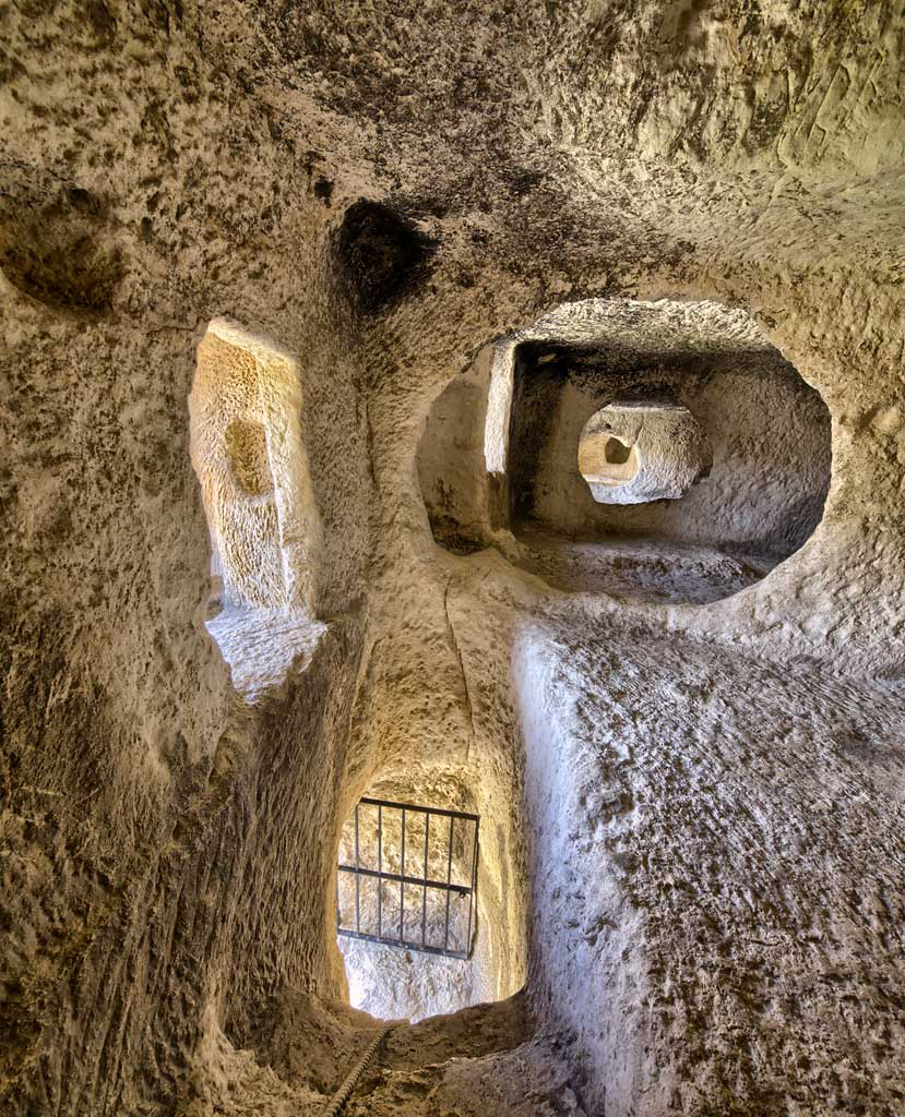 Die Führung dauert ungefähr eine Stunde. Die Begehung der Höhlen ist ein besonderes Erlebnis Foto: © J. A. Bernat Bacete