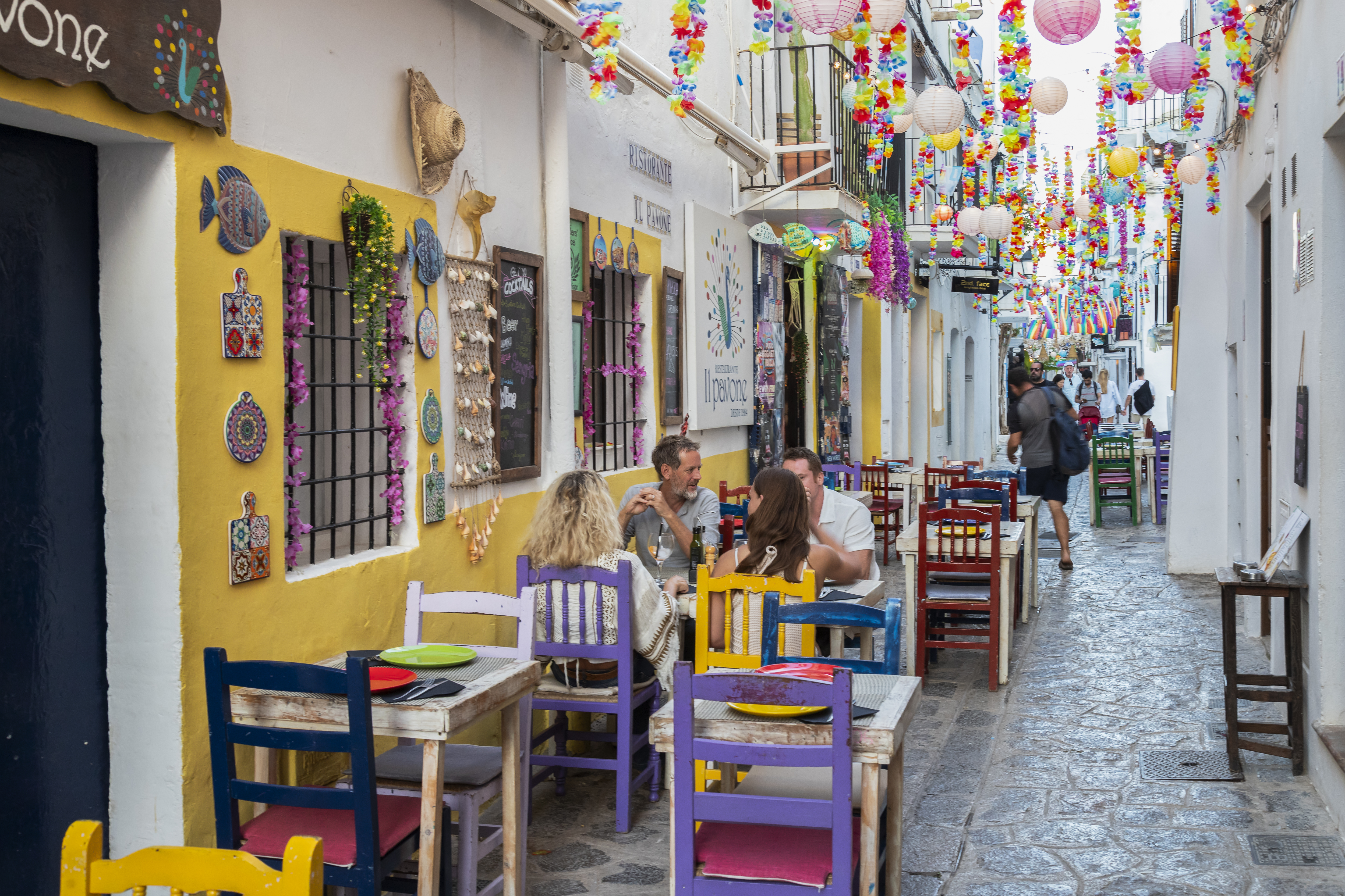 Die Gassen der Altstadt Ibizas sind im Winter natürlich leerer, aber wunderbar. Foto: © iStock.com/jan van der Wolf