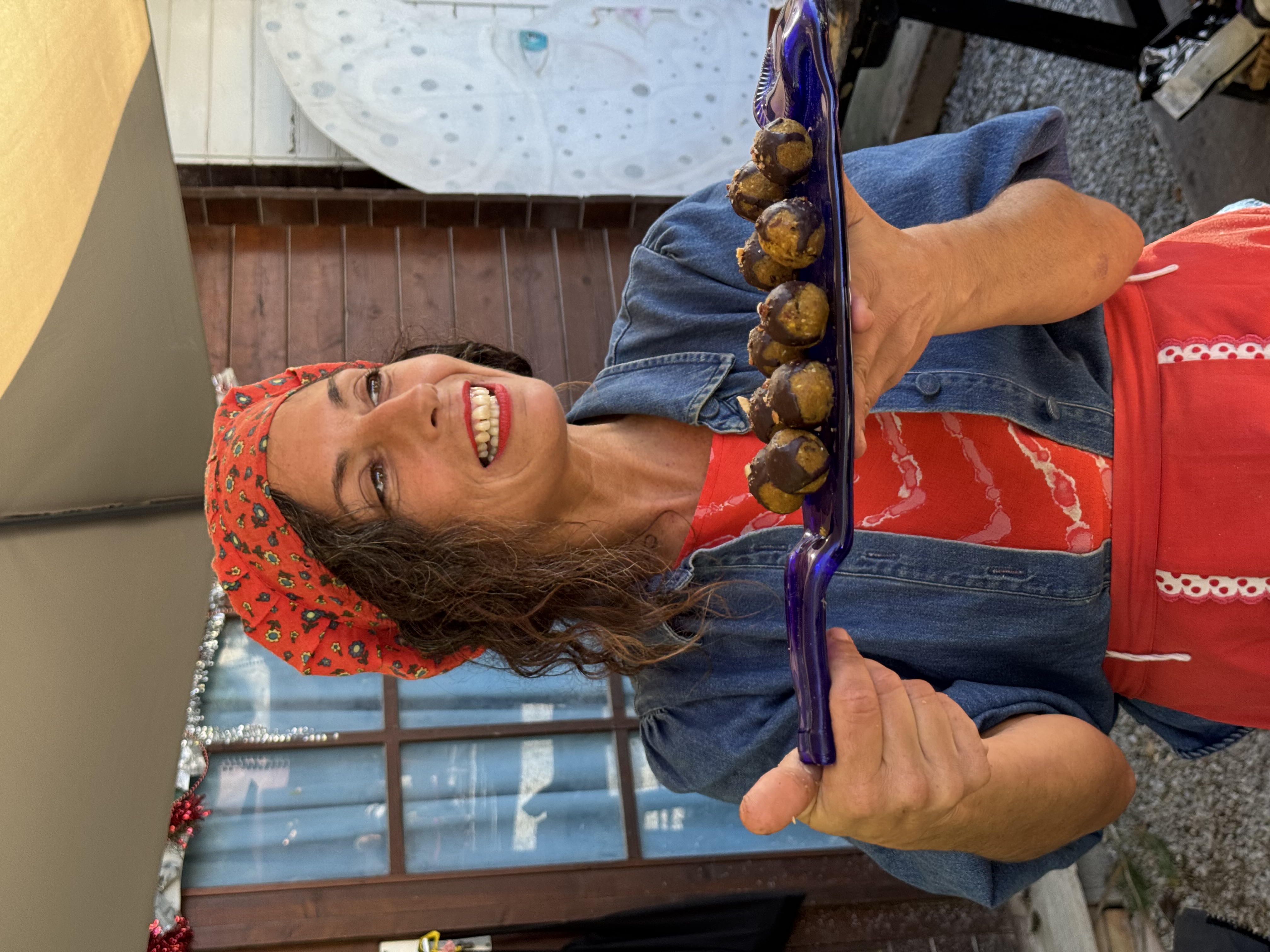 Sonnenschein Cristina Franco kreiert Pralinen – ganz vegan. Foto: © rg