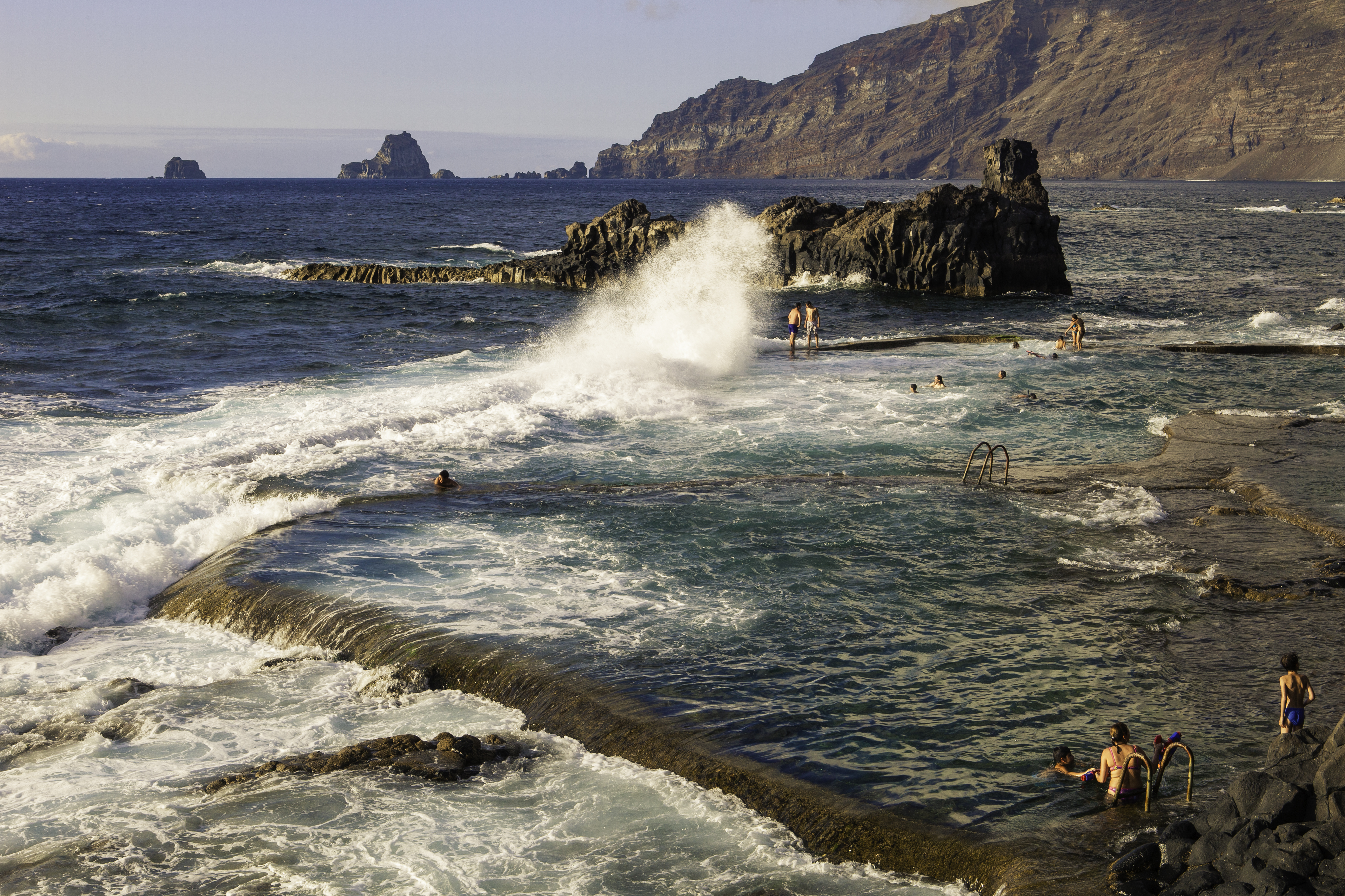 Das Meeresschwimmbad in La Maceta Foto: © iStock.com / Flavio Vallenari