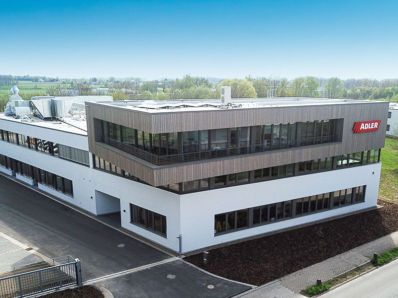 Mit dem neuen Shop & Service Herford verstärkt Adler seinen Kundenservice für Mittel- und Norddeutschland. Foto: © Adler