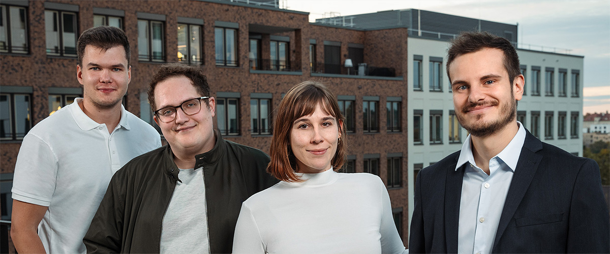 Gründer und Chef-Entwickler Christoph Biernoth (rechts) mit seinem Team Foto: © Digiholz UG