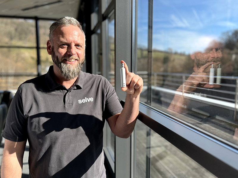 Nicht mal zehn Zentimeter misst der Freilauf, den Produktmanager Tino Braumann hier zeigt. Foto: © Selve