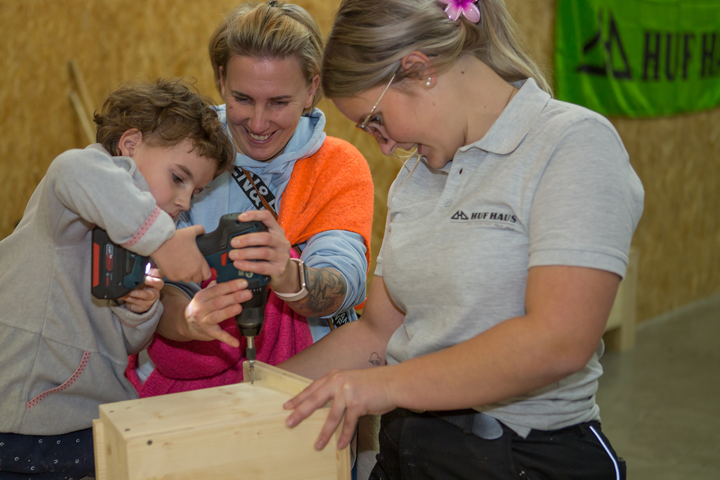 Impressionen der zehnstündigen Nacht der Technik, die über 11.000 Besucher in ihren Bann zog. Foto: © Photo-Herzmann