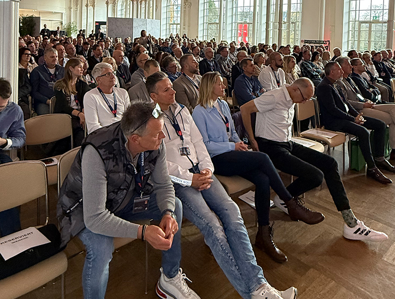 Rund 300 Fachpartner folgten der Einladung nach Köln. Foto: © RTS Magazin