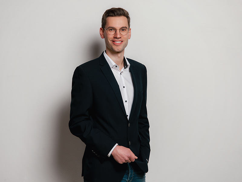 Vortrag und Kurzworkshops von Tom Anhorn zeigen die Potentiale von sommerlichem Hitzeschutz und smarten Lösungen. Dazu gibt es Marketing-Ideen für die Kundenakquise. Foto: © DecoTeam