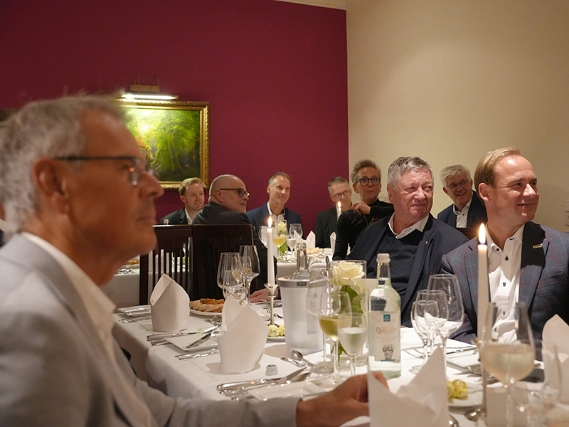 Im Rahmen der feierlichen Verleihung des FLG-Lieferanten Oscars: Ein Abend mit guter Stimmung und wertschätzenden Worten zwischen der Semco-Gruppe und der Fenster-Leistungsgemeinschaft. Foto: © Semco