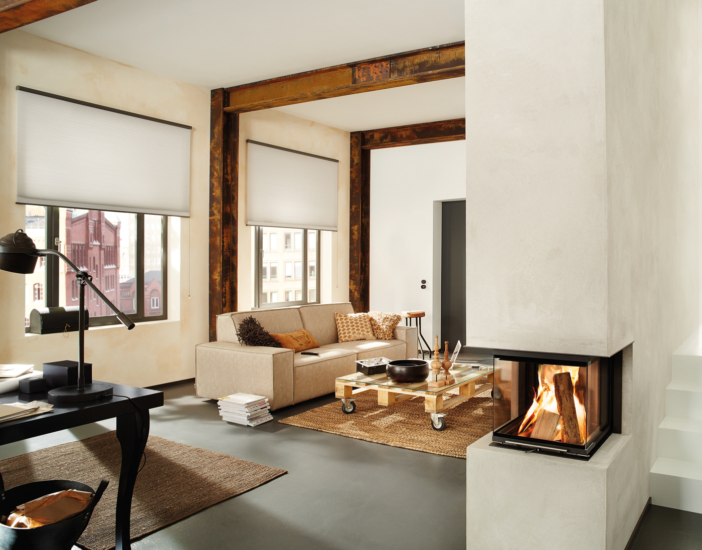 Das edle, klare Wei&szlig; gibt jedem Raum Gro&szlig;z&uuml;gigkeit, Leichtigkeit und Gelassenheit. Foto: © Luxaflex