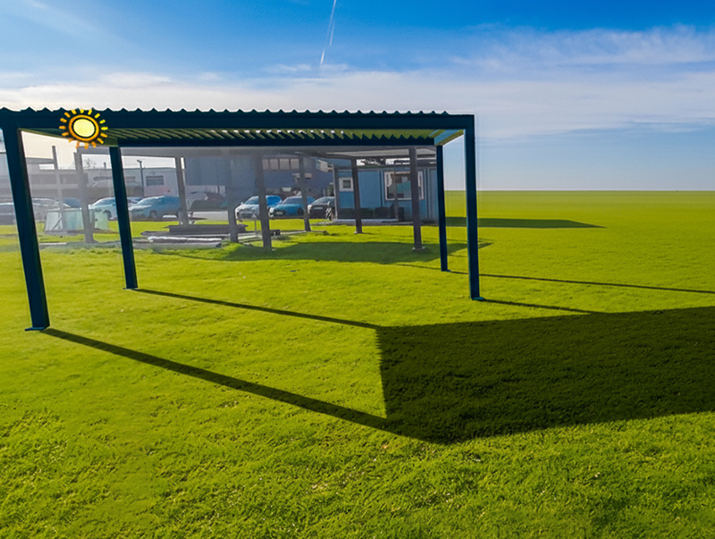 Der Kunde kann sich in der ganzen Zeit frei bewegen und die Live-Situation mit dem virtualisierten Produkt aus verschiedensten Perspektiven und Entfernungen erleben. Foto: © Weinor