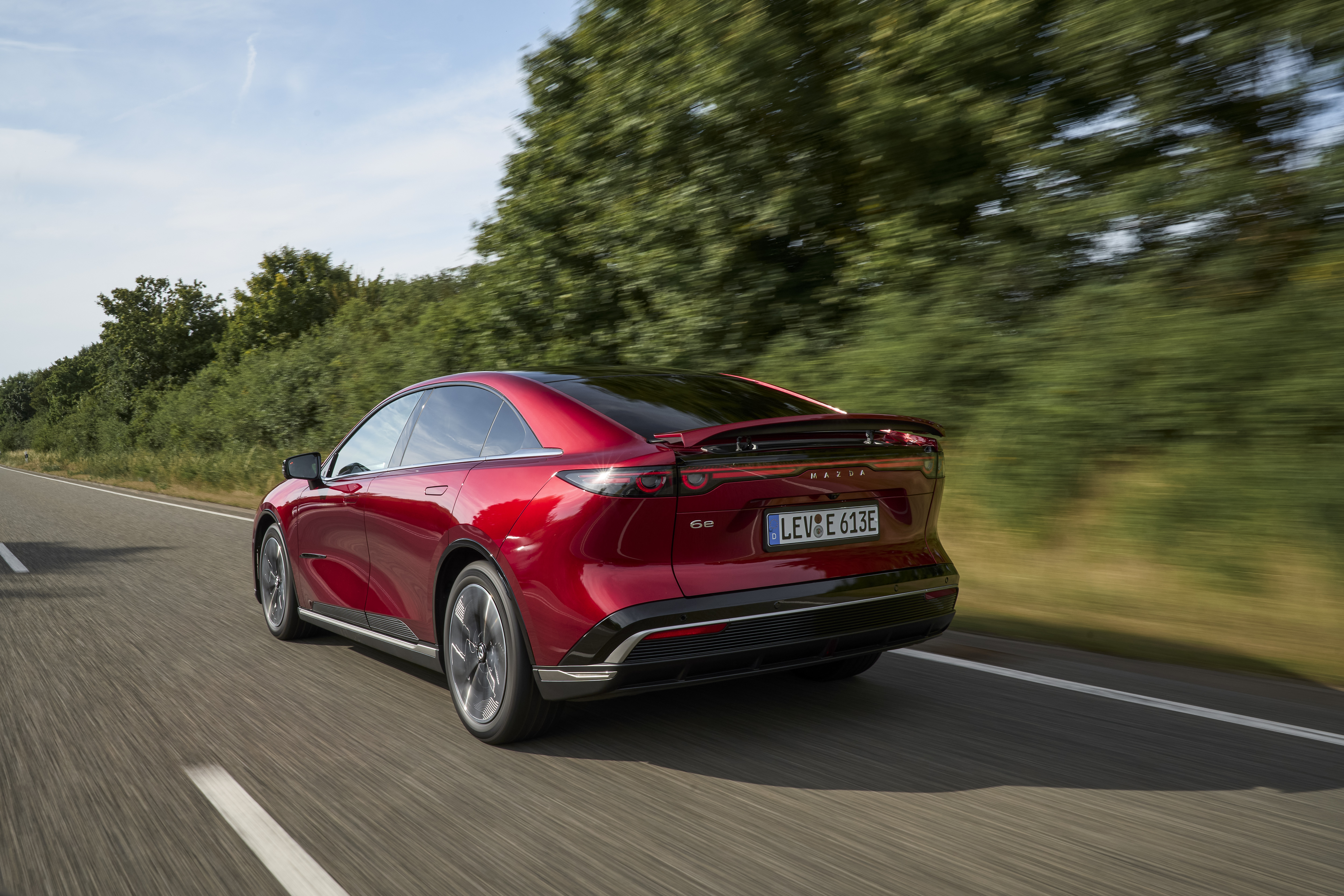 Es bleibt bei der Mazda-Limousine, der Kombi wurde beim 6e gestrichen. Foto: © Mazda