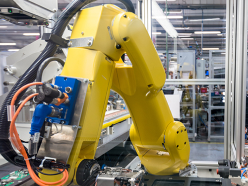 Das Unternehmen setzt neue Maßstäbe und Qualitätsstandards in der Rollladen-Antriebstechnik. Foto: © Delta Dore