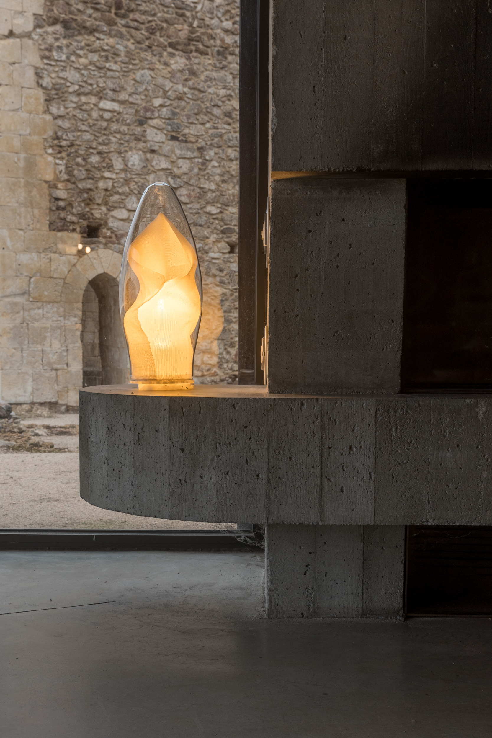 Das spanische Unternehmen &Aacute;bbatte schafft handgefertigte Textilobjekte aus Naturfasern f&uuml;r den Alltag. Foto: © Paco Marin/Ábbatte