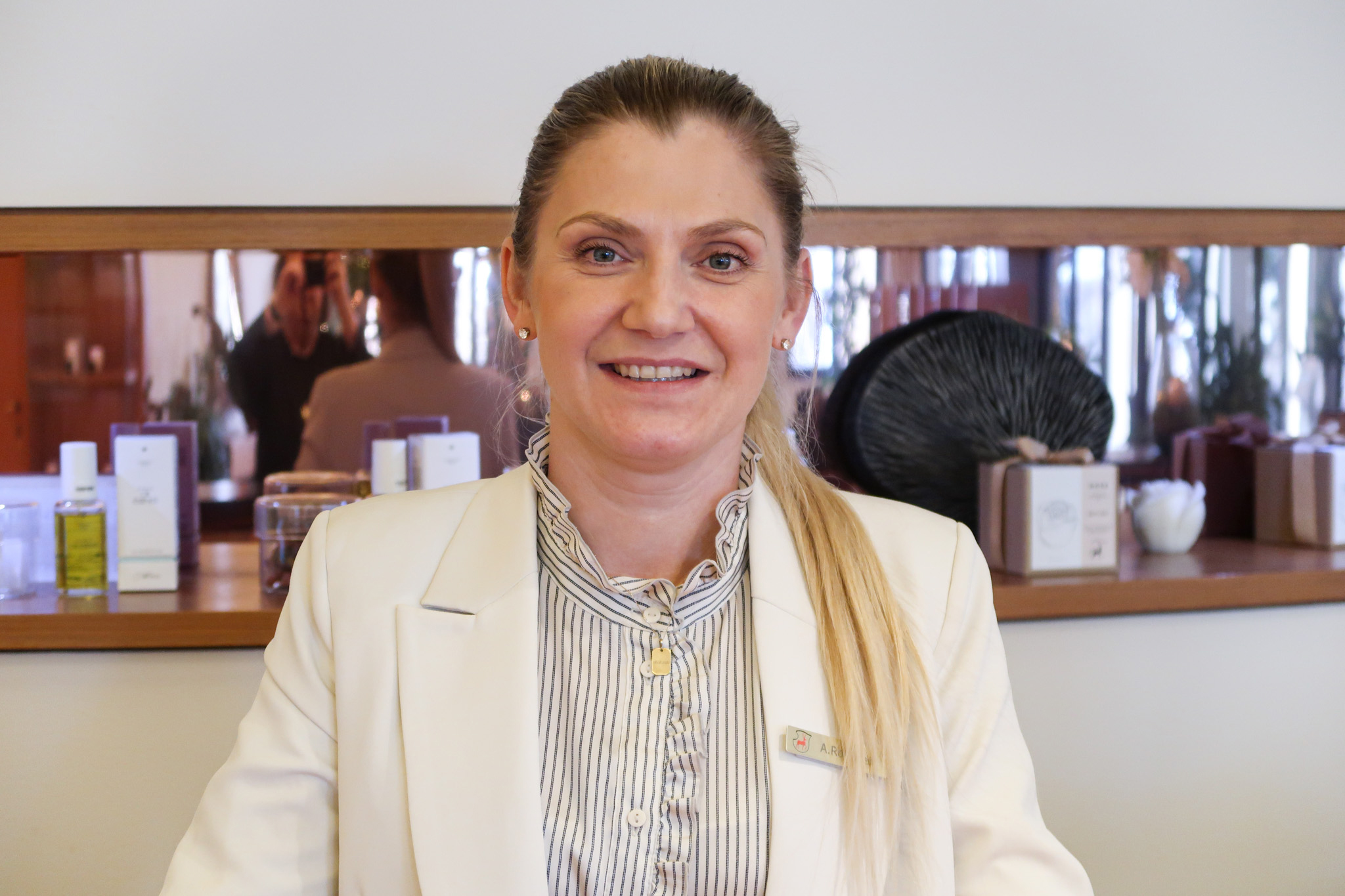 Kennt das Wald & Schlosshotel Friedrichsruhe aus dem Effeff &ndash; Spa-Managerin Angelika Rommel. Foto: © Marion Schwarzmann