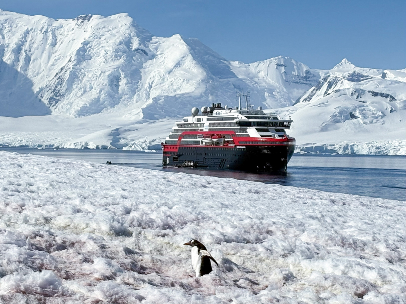 Die MS Fridtjof Nansen. Foto: © Roland Motz