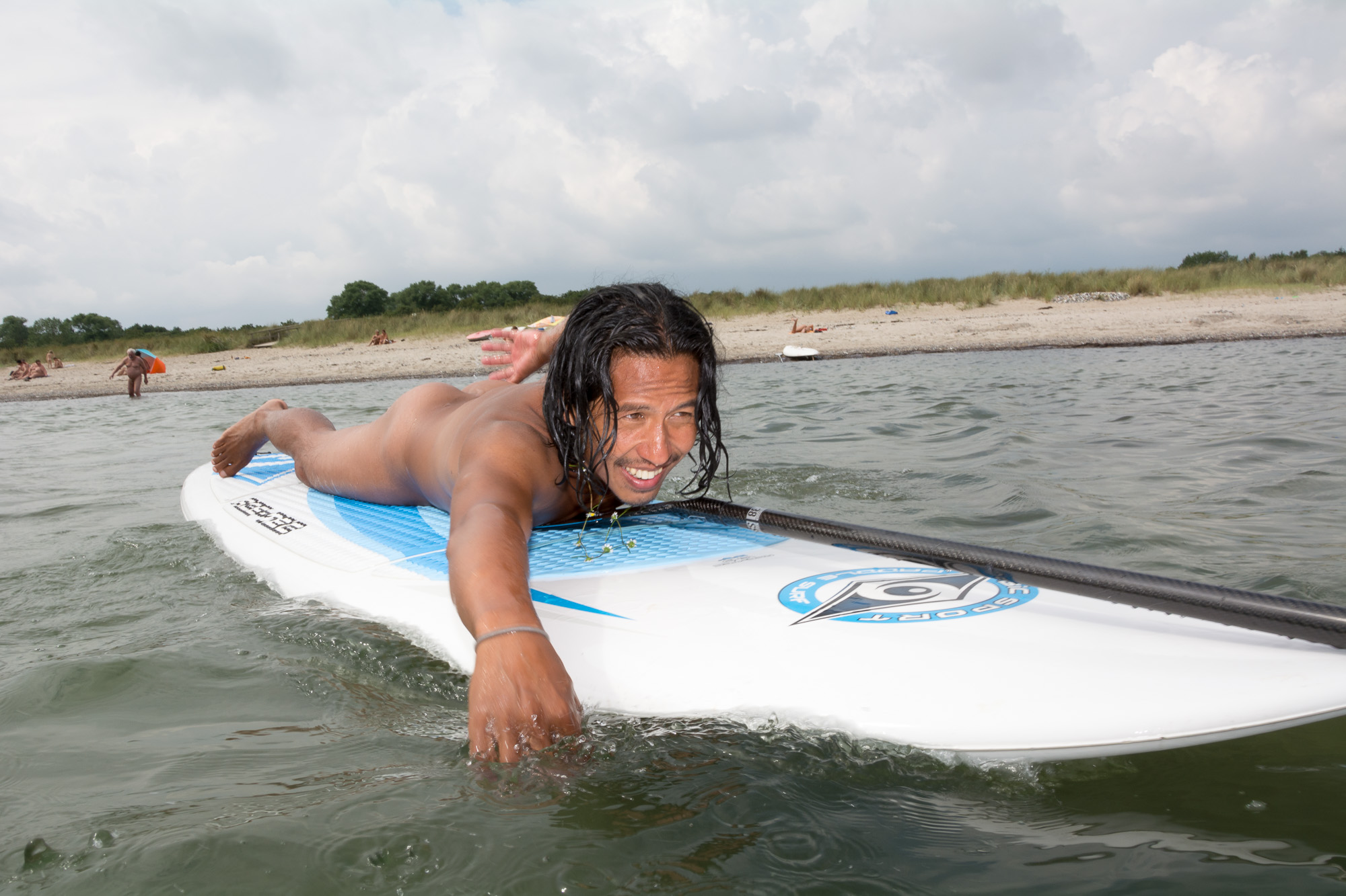 Es wartet h&auml;ufig eine steife Brise auf Surfer und SUP-Begeisterte (Stand-up-Paddling). Foto: © Dirk Koch