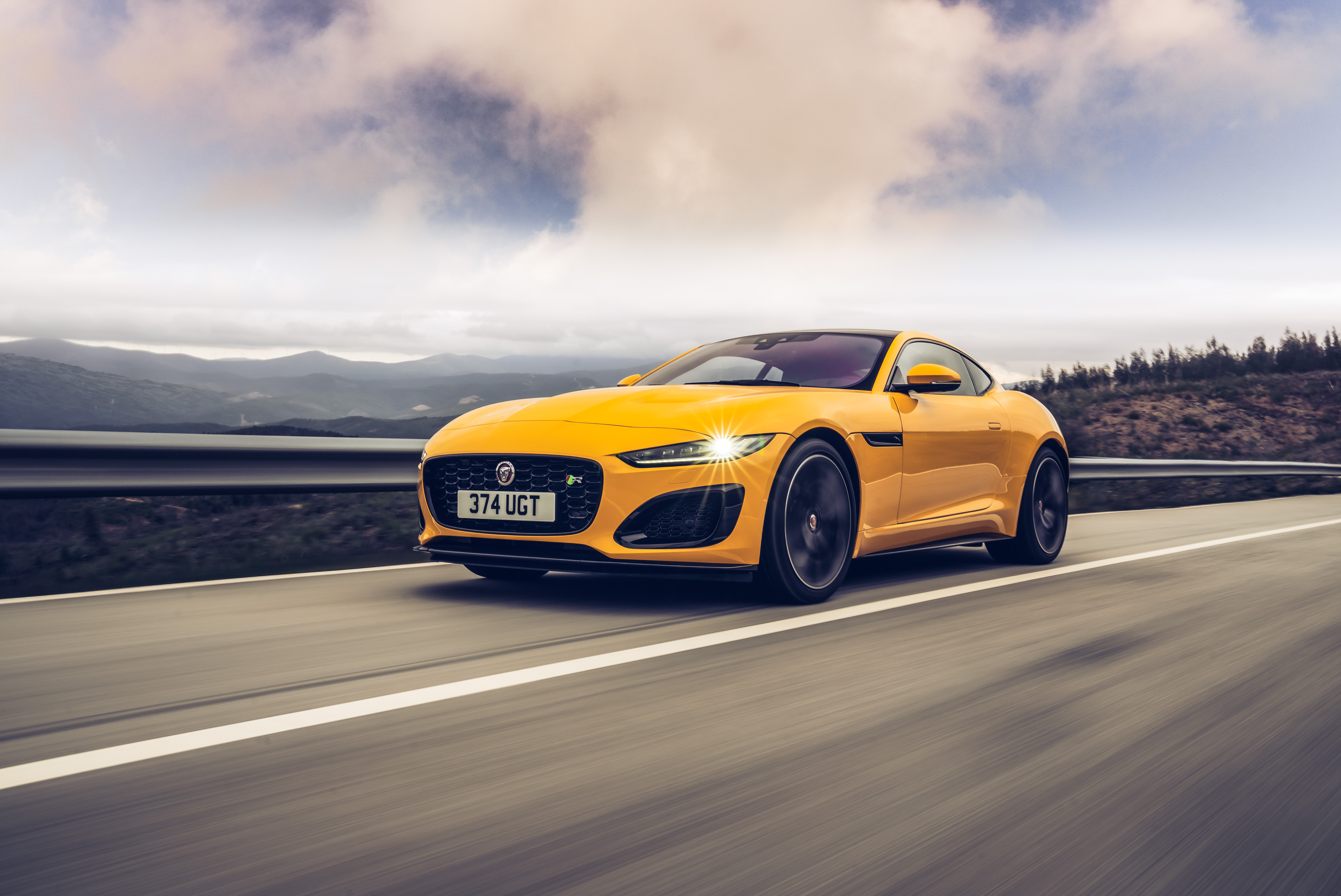 Jaguar F-Type: Sportlicher Brite mit geschärftem Blick