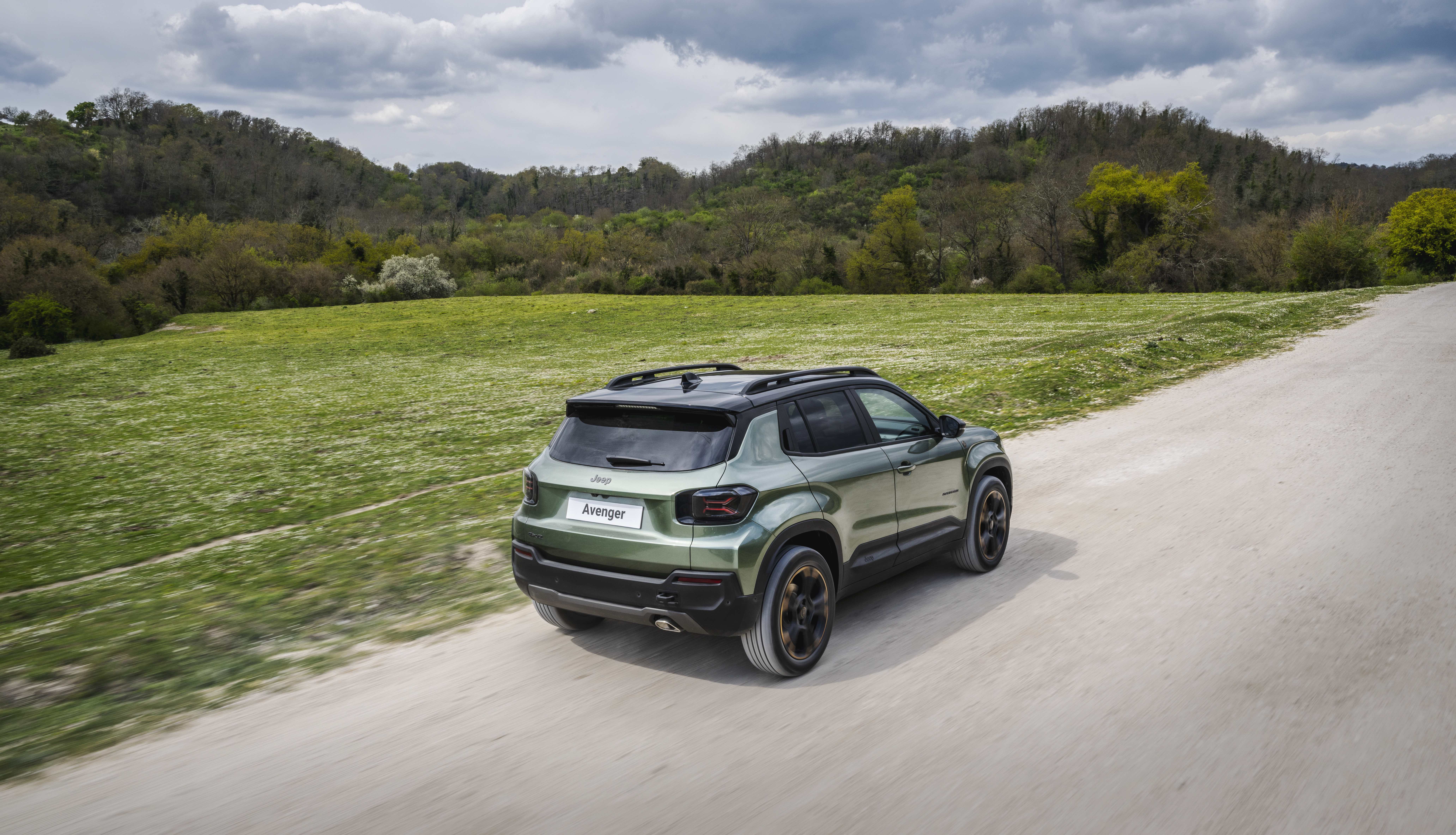 Hier die Heckansicht des Jubil&auml;ummodells des Jeep Avenger. Foto: © Jeep