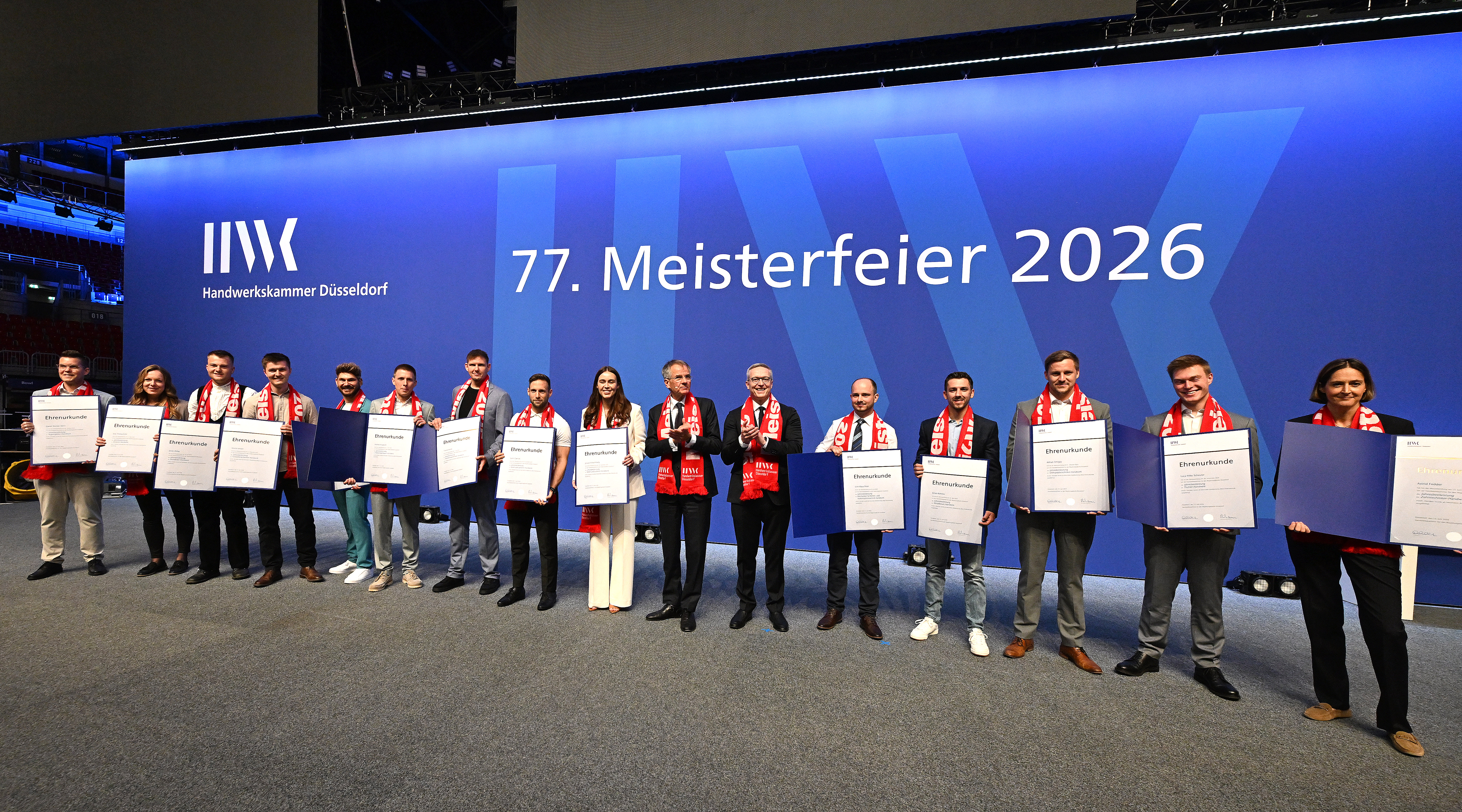 Ein H&ouml;hepunkt der Feier: Die Ehrung der Jahrgangsbesten. Foto: © Wilfried Meyer